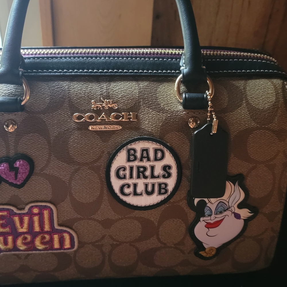 Coach X Disney Villan Hand Bag With Crossbody Strap